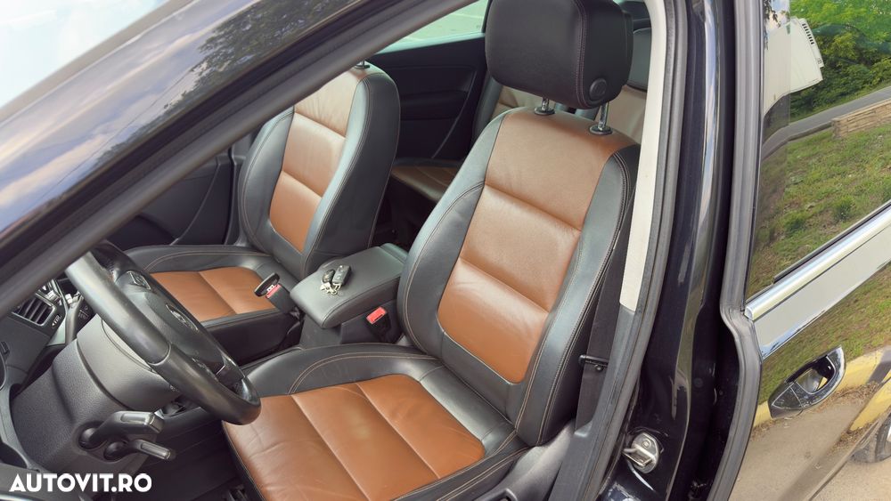 Volkswagen Sharan 2.0 TDI 4MOTION BlueMotion Technology Highline - 6