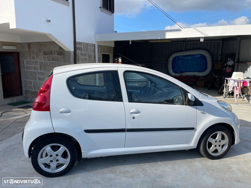 Peugeot 107 - 6