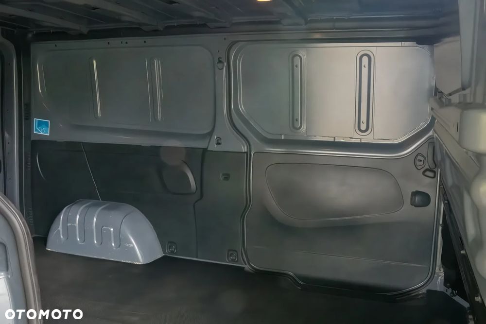 Renault Trafic L2H1 - 12