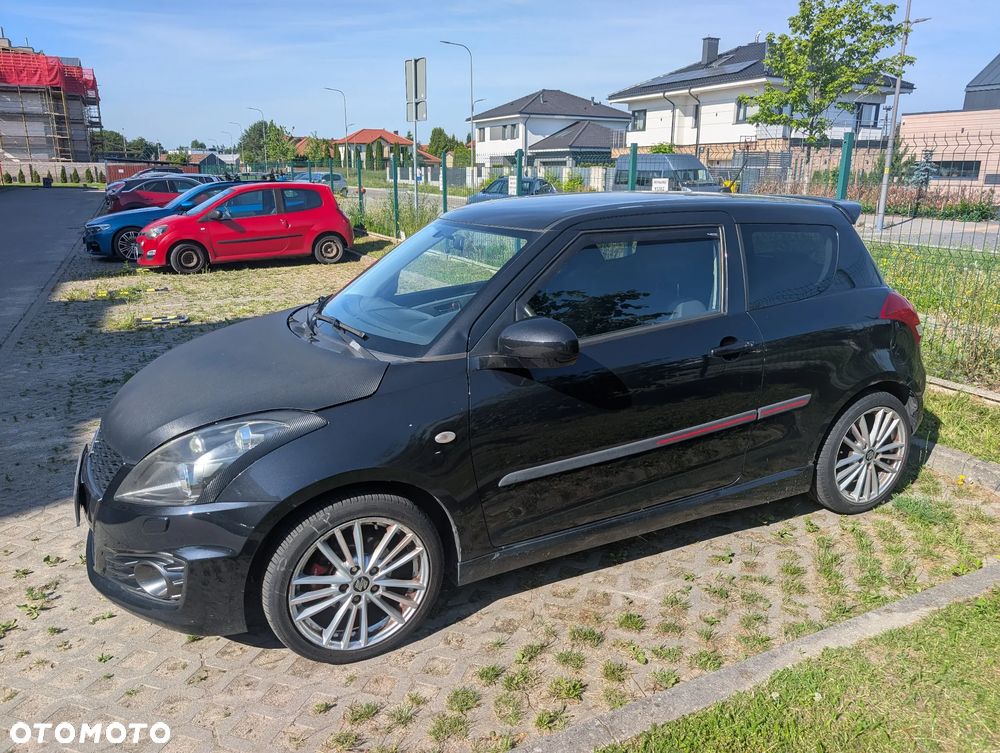 Suzuki Swift - 3