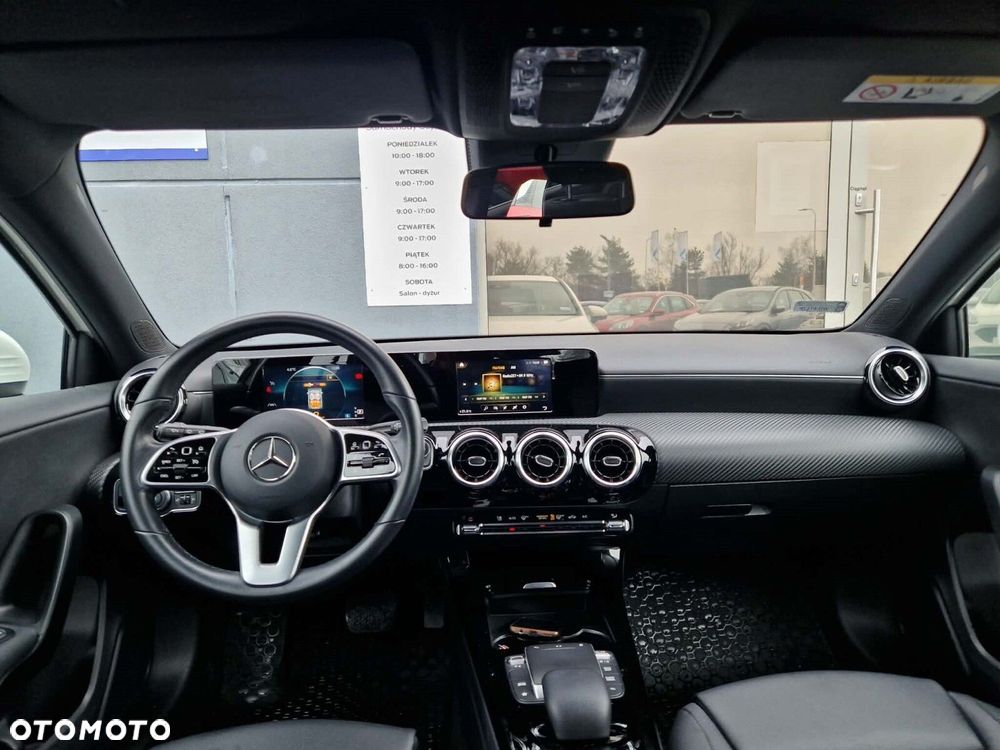 Mercedes-Benz Klasa A 180 Style 7G-DCT - 15