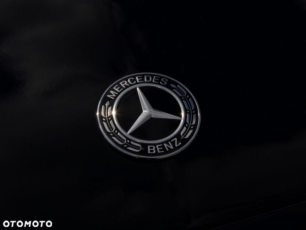 Mercedes-Benz Klasa E 400 4-Matic 9G-TRONIC - 24
