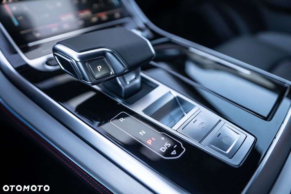 Audi Q8 - 25