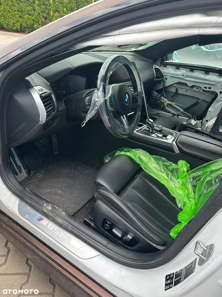BMW Seria 8 M850i xDrive - 8