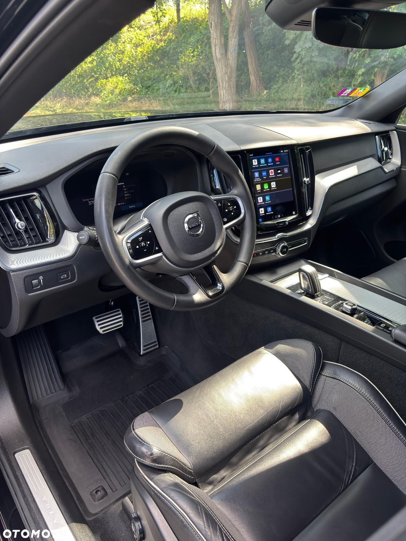 Volvo XC 60 D4 AWD R-Design - 14