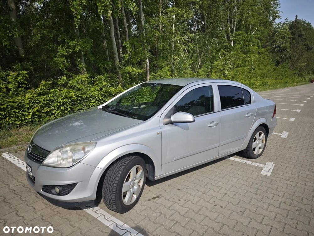 Opel Astra 1.6 Enjoy - 3