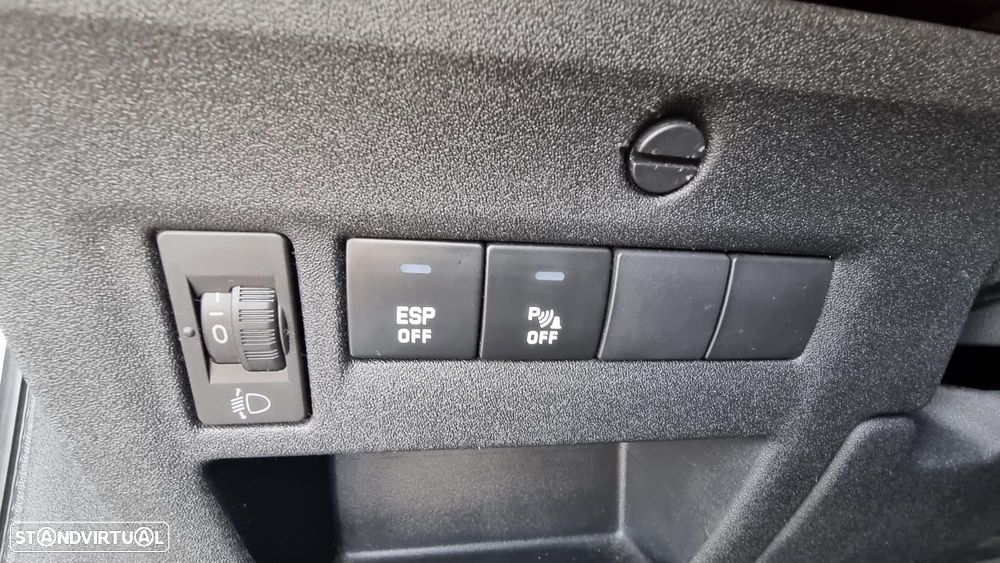 Citroën C4 1.6 HDi VTR Pack - 21