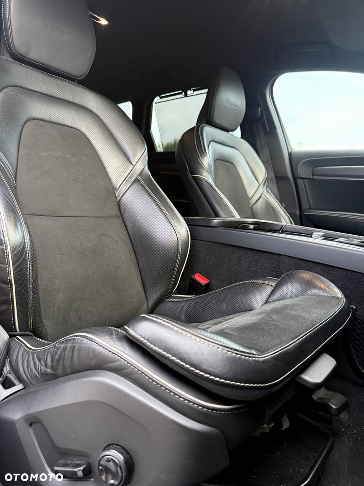 Volvo V90 D5 SCR AWD R-Design - 34