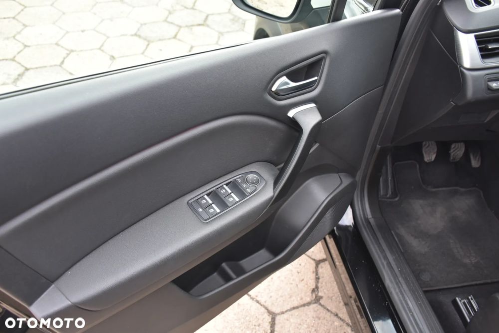 Renault Captur TCe Mild Hybrid 140 GPF EVOLUTION - 13