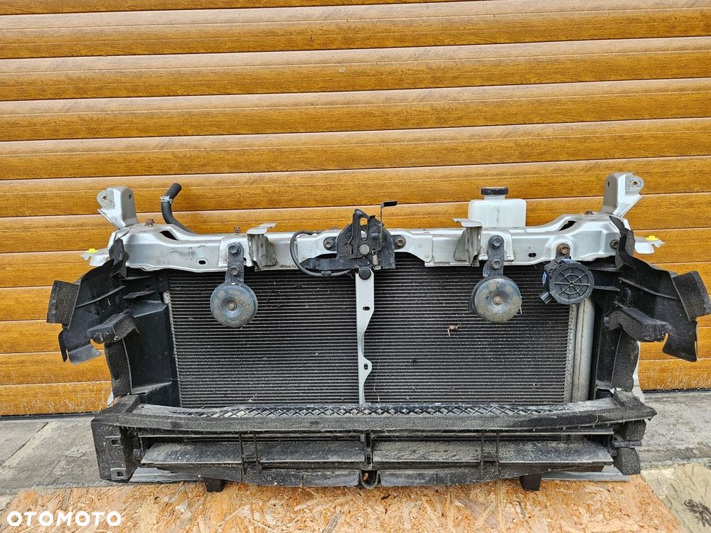 TOYOTA PRIUS IV 16- PAS PRZEDNI CHŁODNICE BELKA KOMPLET 1F7 - 6