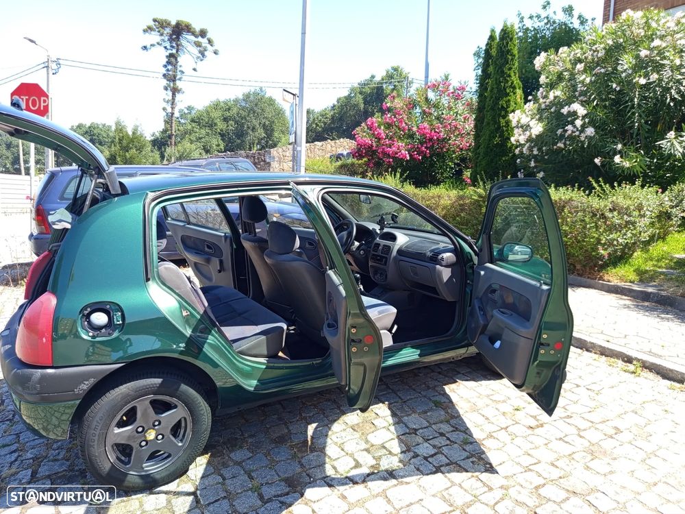 Renault Clio 1.2 - 8