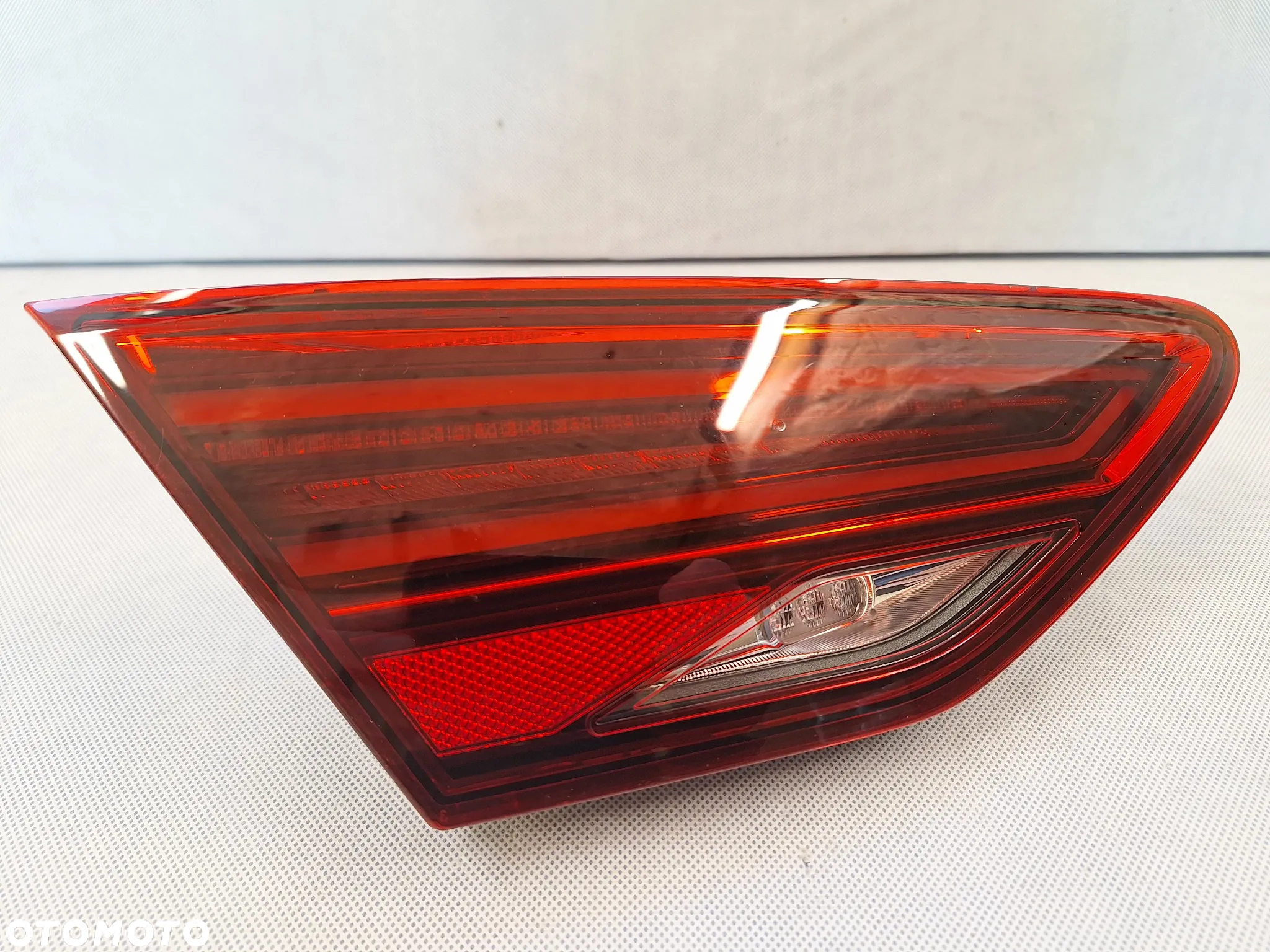 Seat Leon III HB Lift lampa lewa tył 5F0945307J - 3