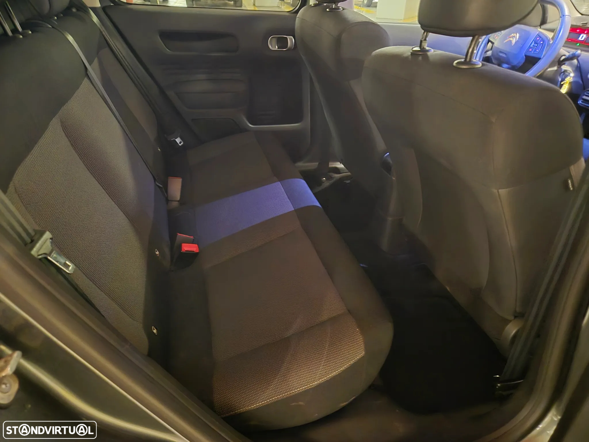 Citroën C4 Cactus BlueHDi 100 Stop&Start Shine - 34