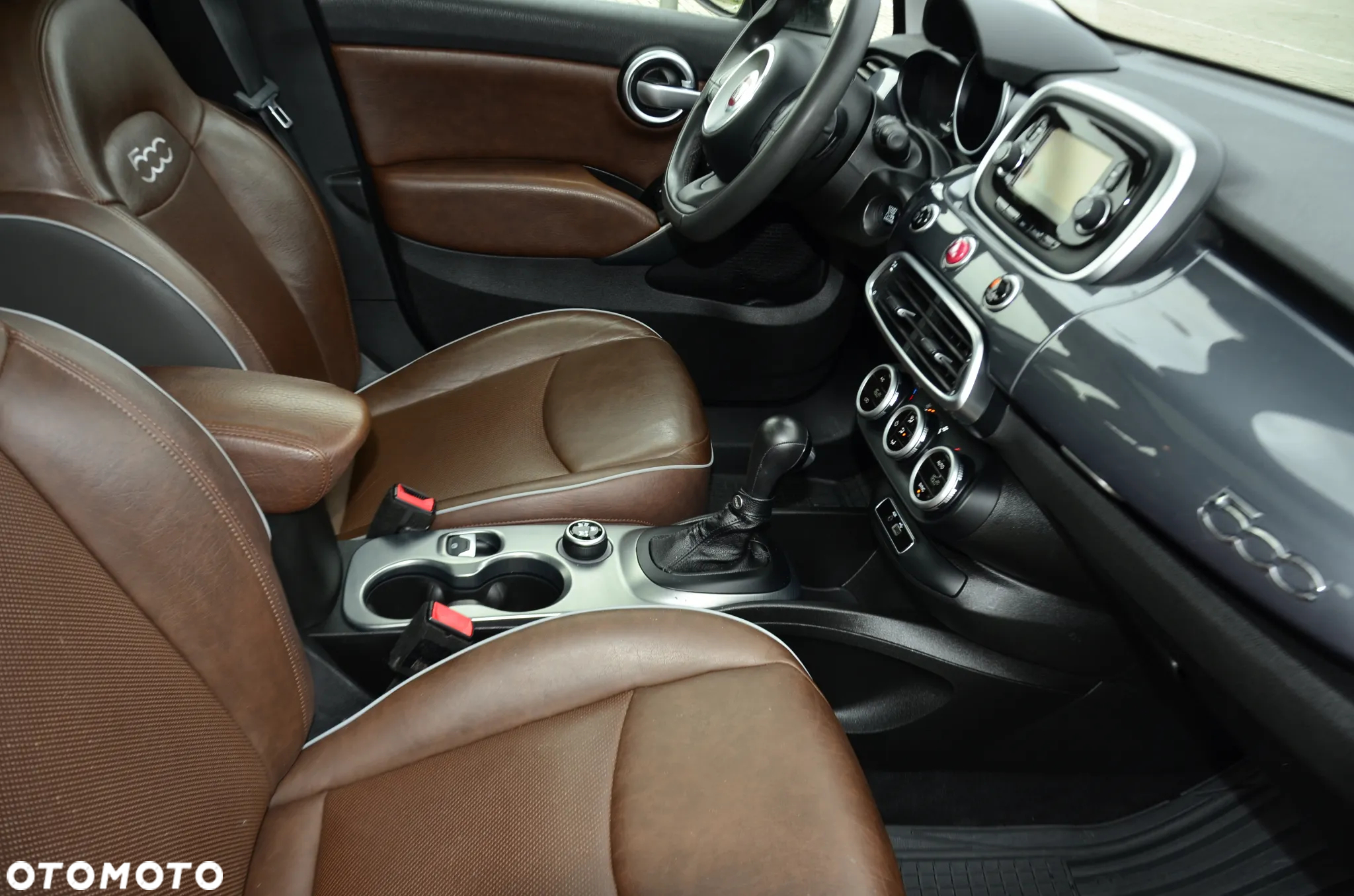 Fiat 500X 1.4 MultiAir Lounge DDCT - 26