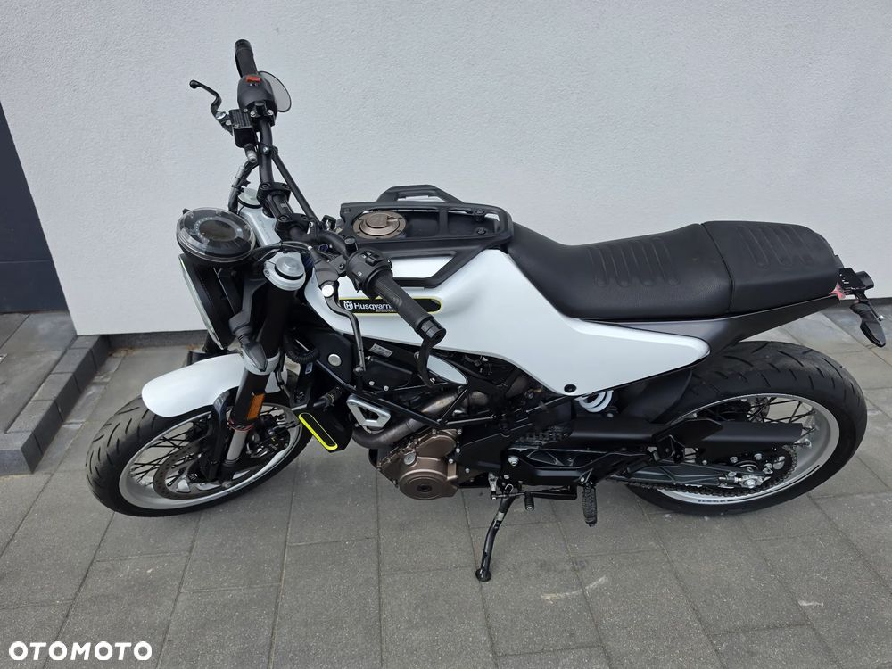 Husqvarna Svartpilen - 10