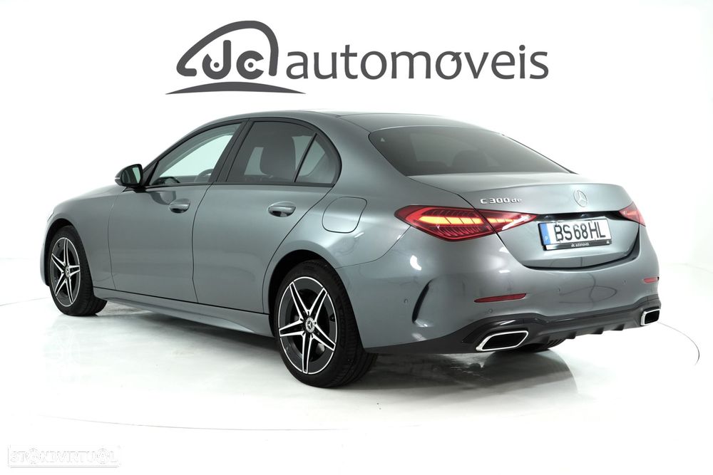 Mercedes-Benz C 300 de AMG Line - 2