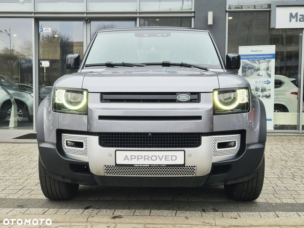Land Rover Defender 90 P400 SE - 4