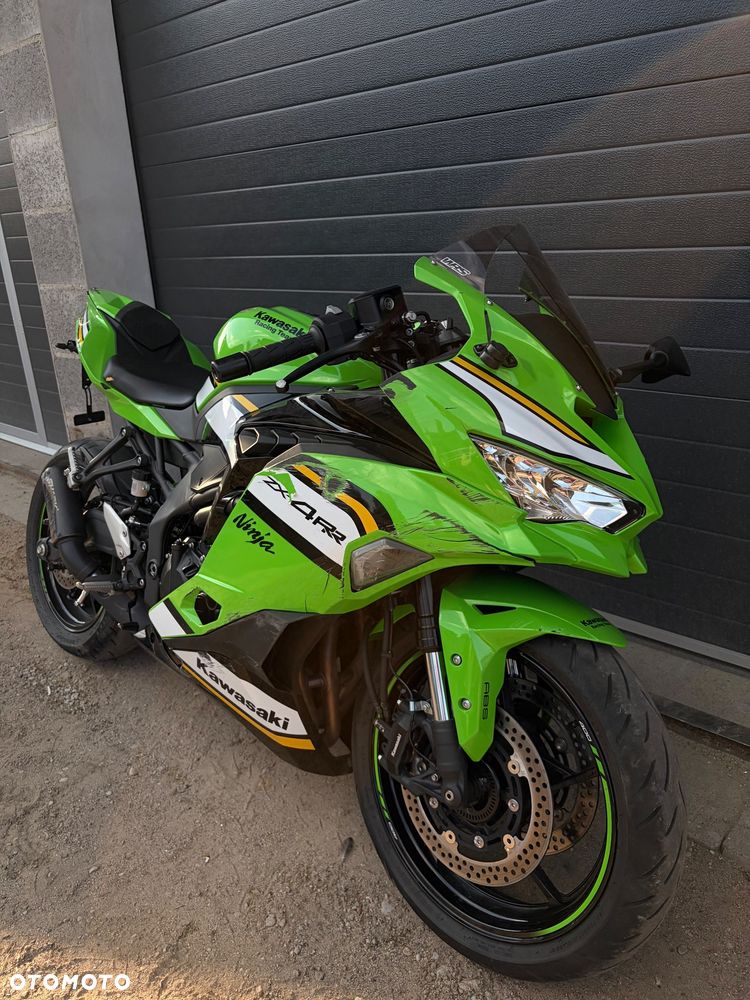 Kawasaki ZXR - 4
