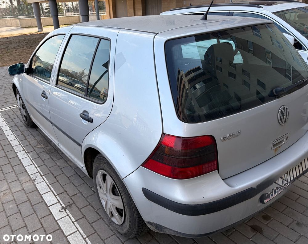 Volkswagen Golf 1.4 Basis - 4