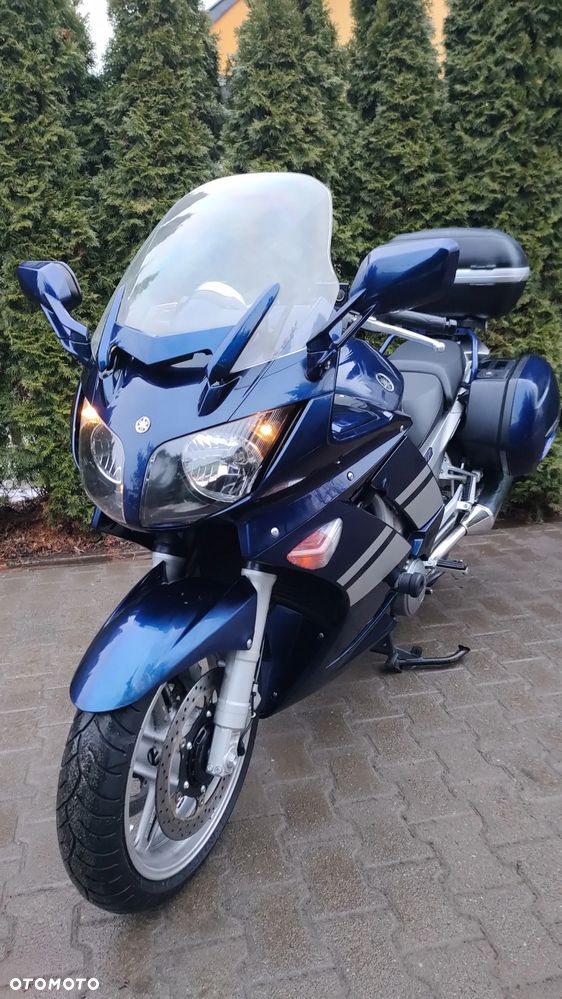 Yamaha FJR - 2
