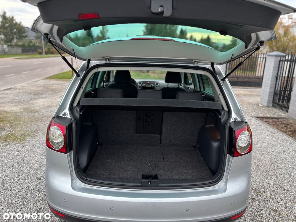 Volkswagen Golf - 20