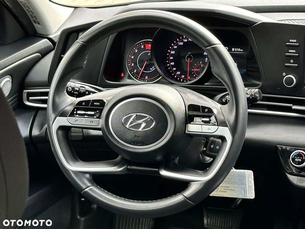 Hyundai Elantra 1.6 Modern CVT - 17
