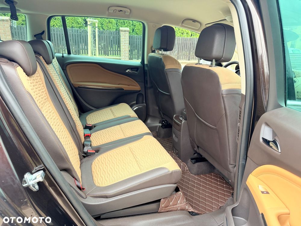 Opel Zafira - 11