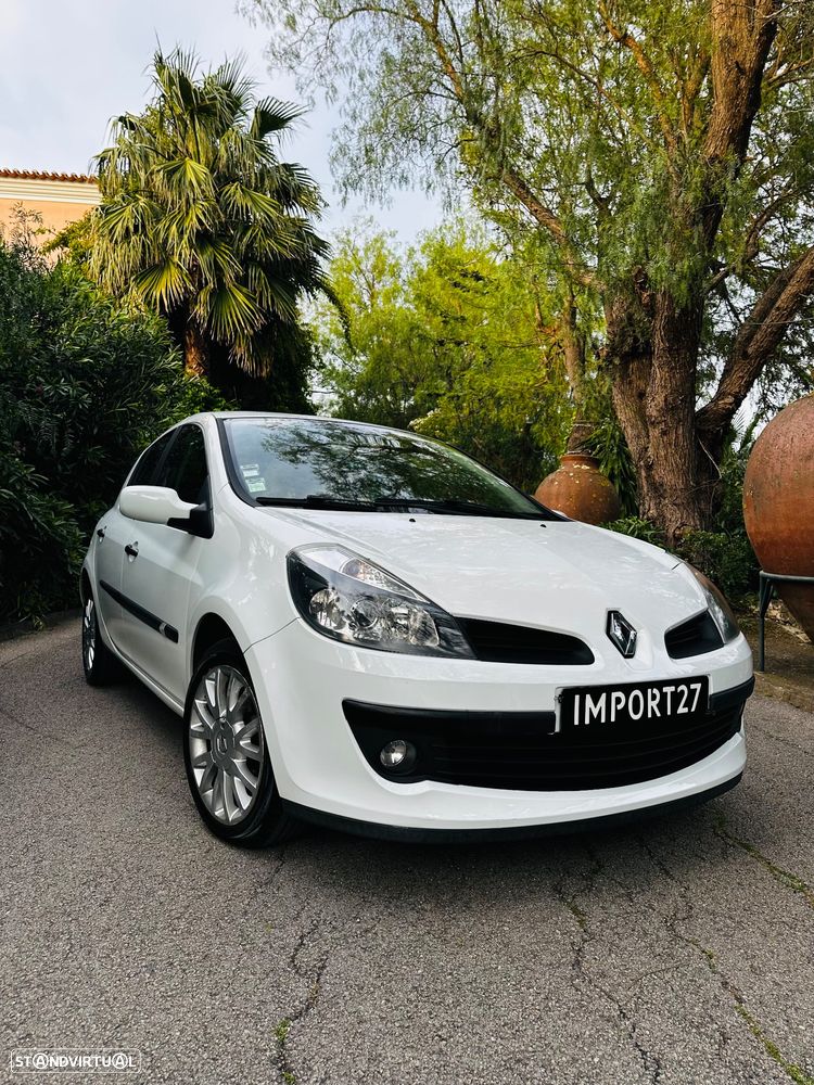 Renault Clio 1.5 dCi Confort - 4