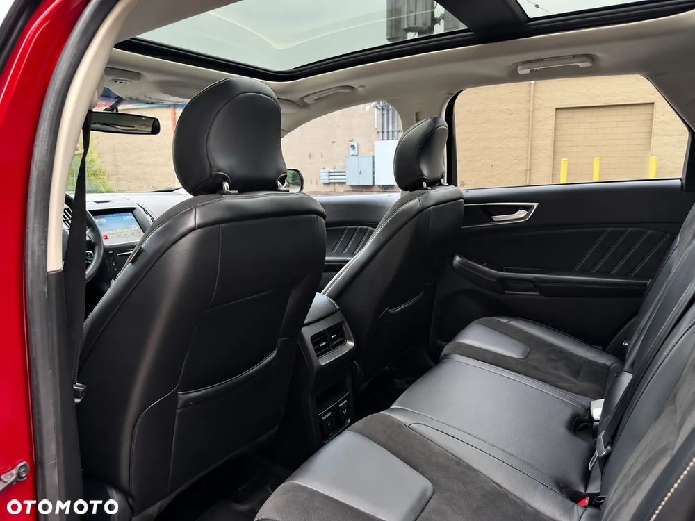 Ford Edge - 12