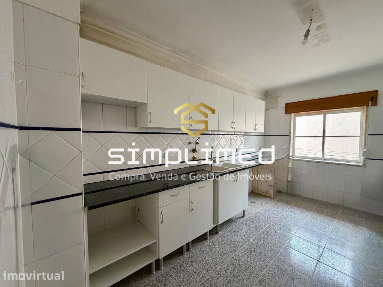 Apartamento T2 na Quinta do Conde ( NJ ) - Grande imagem: 3/22