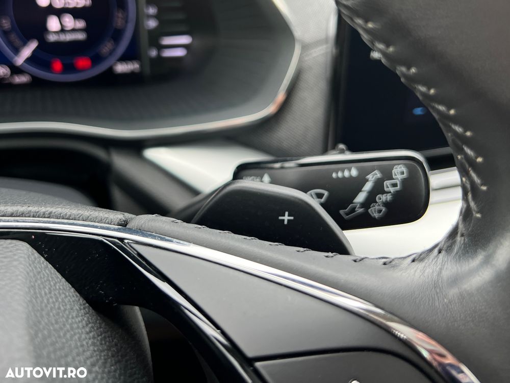 Skoda Octavia 2.0 TDI DSG First Edition - 36