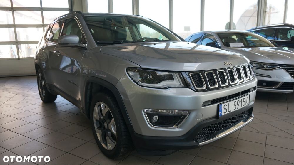 Jeep Compass - 2