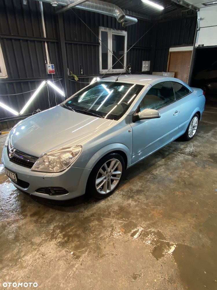 Opel Astra 1.9 CDTI Cosmo - 6