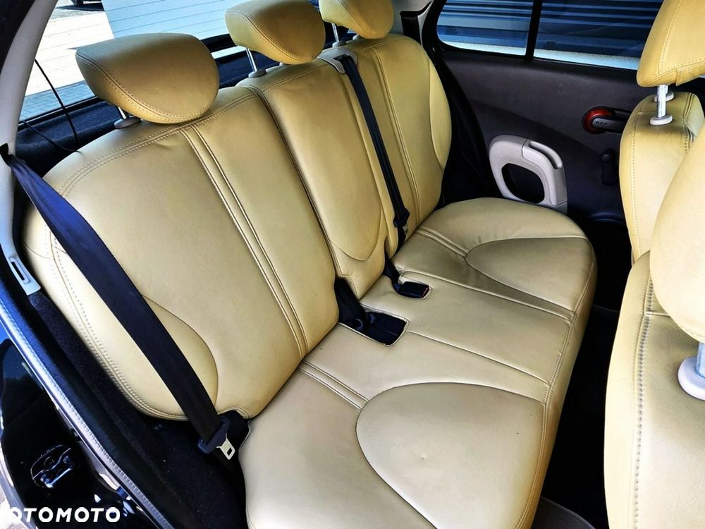 Nissan Micra - 10