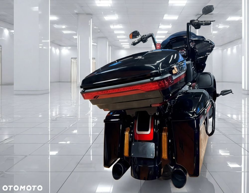 Harley-Davidson Touring Road Glide - 14