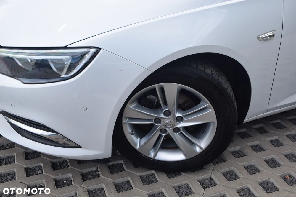 Opel Insignia 1.5 T Elite S&S - 22