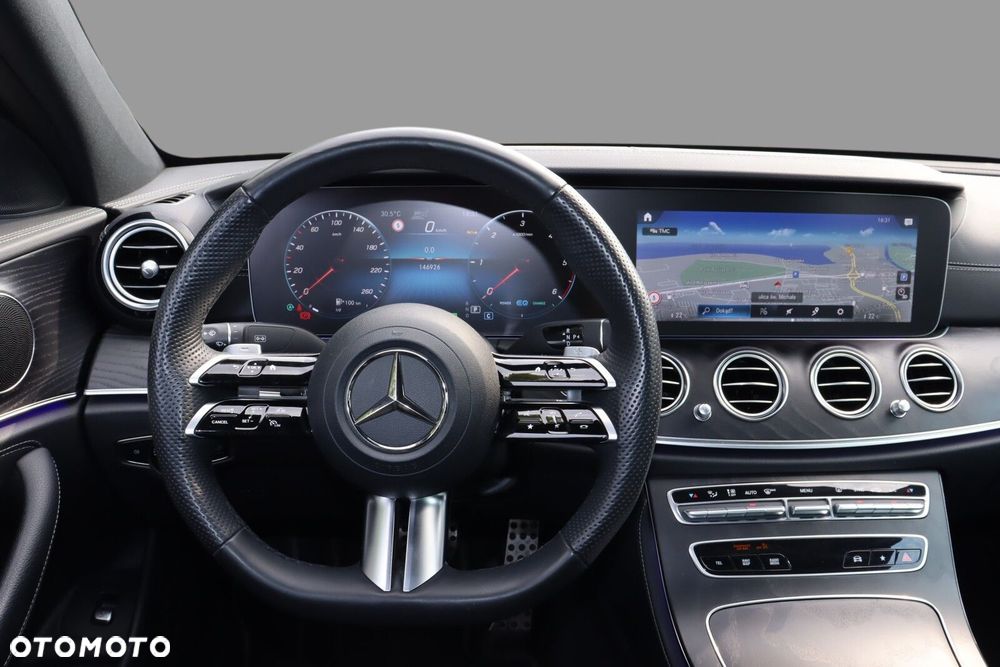 Mercedes-Benz Klasa E 220 d 4-Matic AMG - 15