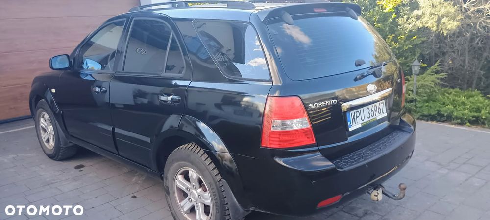 Kia Sorento - 4
