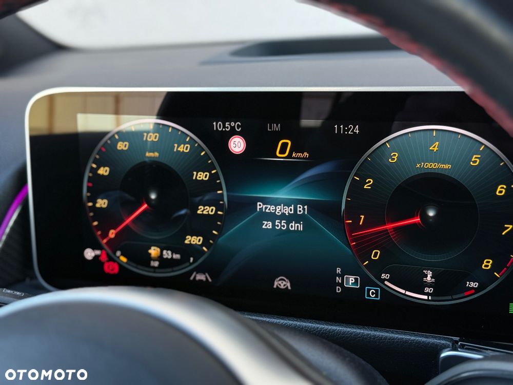 Mercedes-Benz GLB 250 4Matic 8G-DCT AMG Line - 36