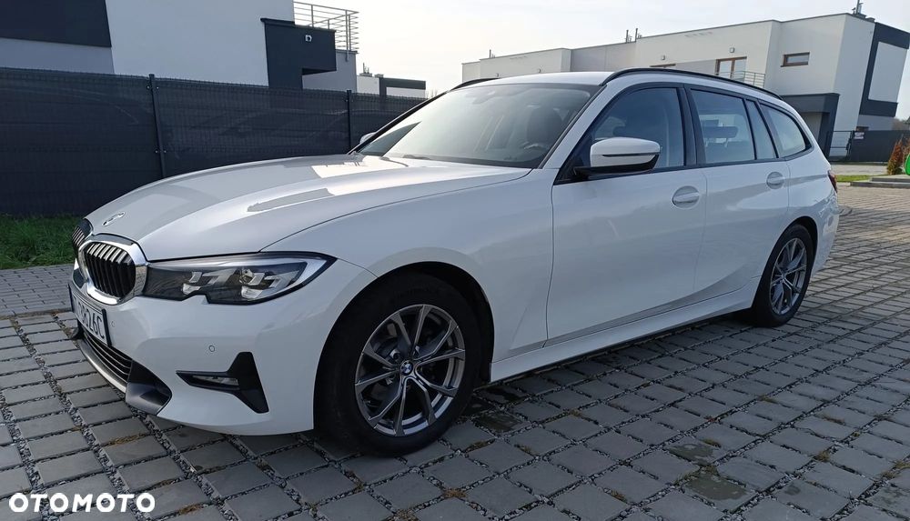 BMW Seria 3 318i Sport Line - 2