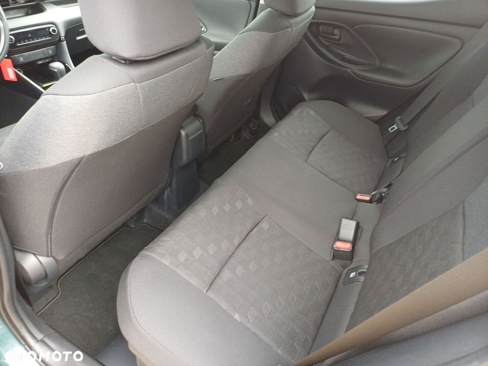 Toyota Yaris Hybrid 1.5 Style - 10