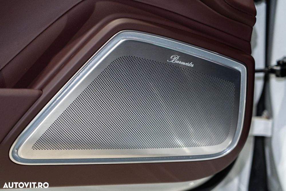 Porsche Panamera - 40