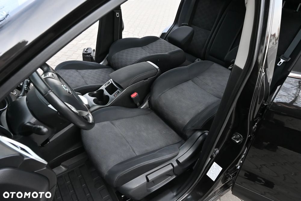 Nissan Qashqai 1.2 DIG-T Tekna Xtronic EU6 - 26