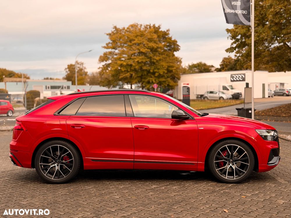 Audi Q8 2022 photo 2