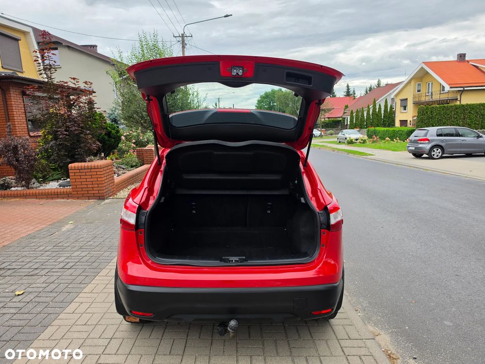 Nissan Qashqai - 25