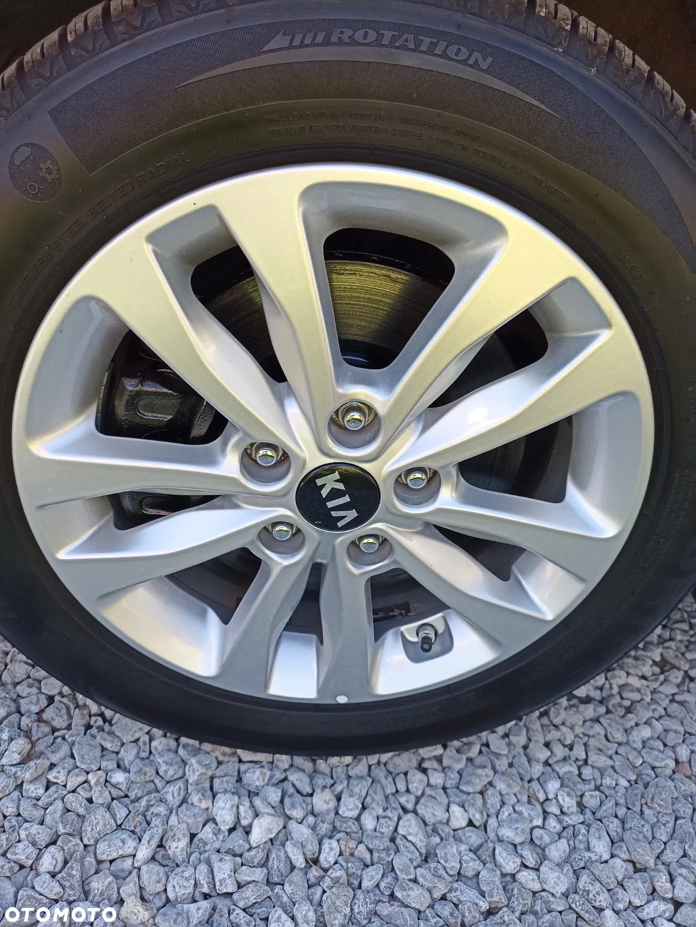Kia Ceed - 32