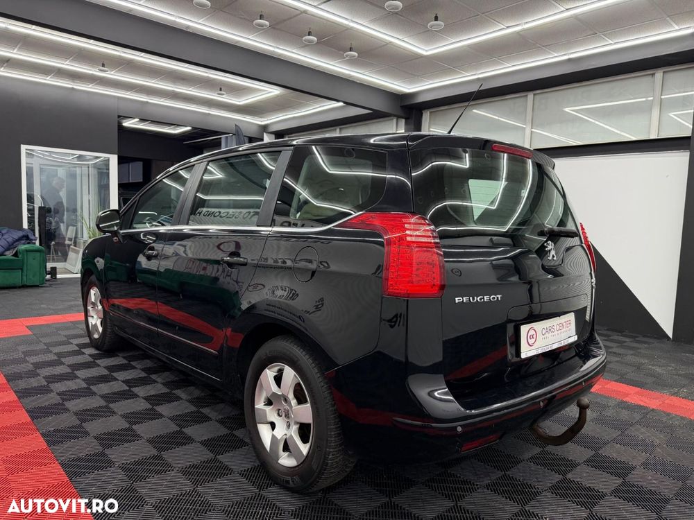 Peugeot 5008 e-HDI FAP 110 EGS6 Stop&Start Allure - 4