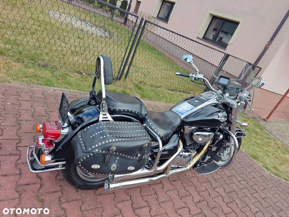 Suzuki Intruder - 7