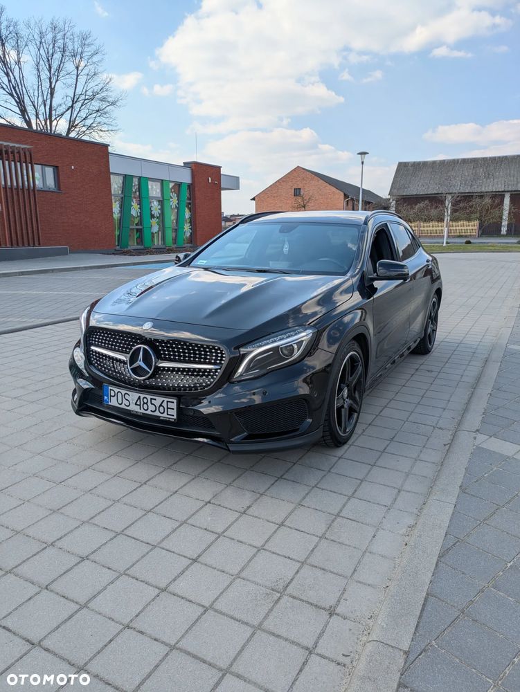 Mercedes-Benz GLA 200 7G-DCT AMG Line - 5
