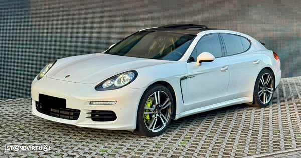 Porsche Panamera S Hybrid